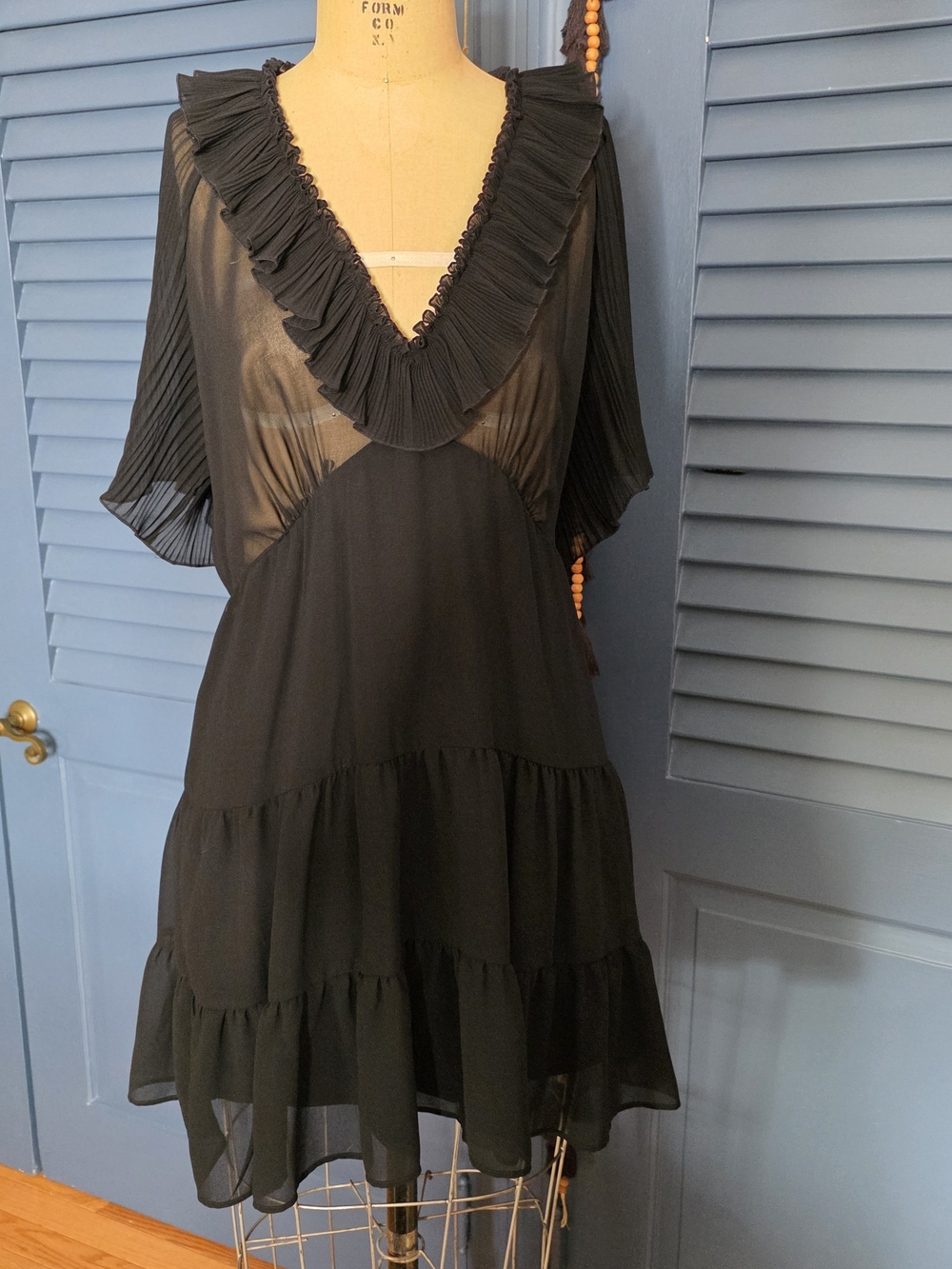 Zara Black Pleated V-Neck Tiered Midi Dress